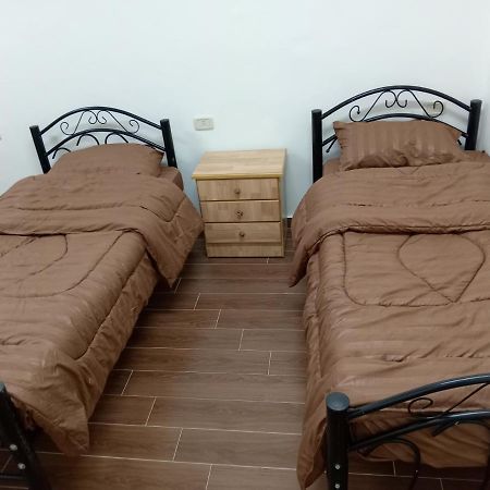 Emile Altwal Madaba Hotel Екстериор снимка